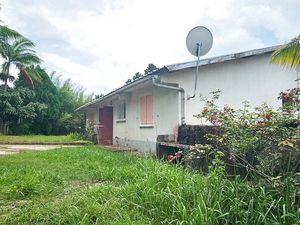 Maison t4 ouest- terrain 1030 m² - beau potentiel/ petit prix