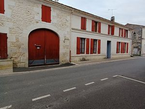 Maison de caractère en pierre de taille