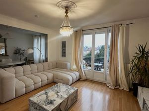 APPARTEMENT MEUBLÉ 70 m²   TRÈS LUMINEUX   BALCON  CENTRE-VILLE