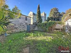 Maison 5 pièces 200 m²