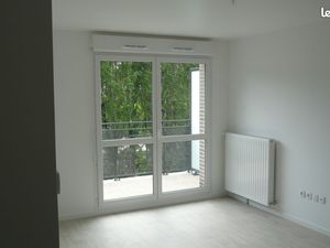 Appartement 3 pièces – Résidence contemporaine – Étage élevé – Balcon exposé Sud – 2 parki