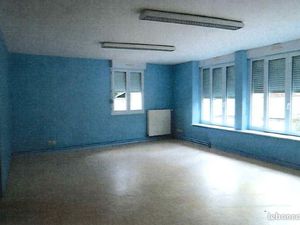 Local commercial coworking possible proche centre Flers