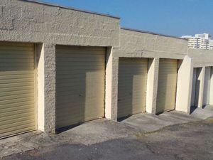 A louer Garage box Saint Quentin Europe-Rémicourt