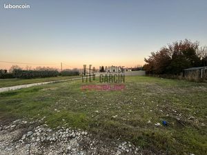 Terrain 470 m² Monteux