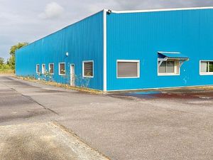Local Activité Saint Léger sur Sarthe 950 m²