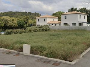 Terrain 440 m² Pertuis