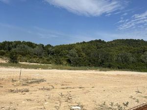 Terrain 1 310 m² Le Puy Sainte Reparade