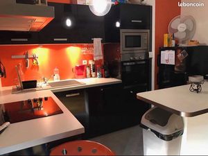 Vend T2 neuf lumineux avec balcon et garage Villeurbanne