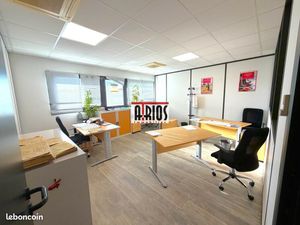 Bureaux 123 m²