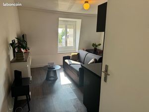 T2 rénové à neuf - meublé - Centre ville