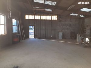Entrepôt 110 m² à louer