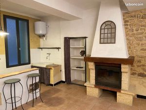 Remoulins quartier historique Studio 24m2