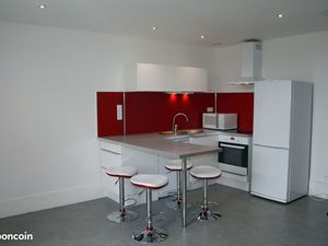 Besancon rue des cras – f2 meuble duplex 50 m2