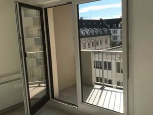 T3 Stg 67000 Lumineux Calme Balcon