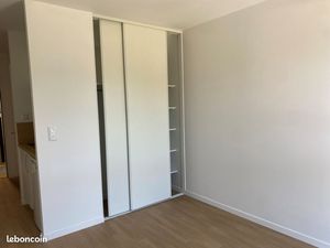 Studio 1 pièce 19 m²