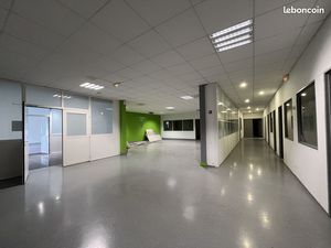 Bureaux 450 m² rivery