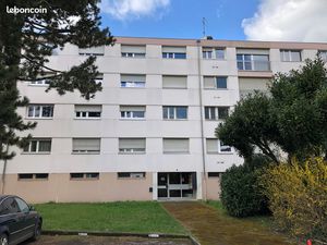 METZ 2 pièces avec parking extérieur privatif