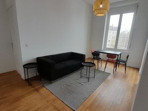 Grand T2 meublé entièrement rénové - Lyon 7 Saxe Gambetta