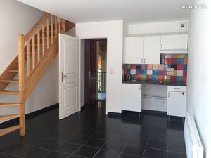 Bourget du lac / la motte servolex t2 duplex dernier etage terrasse garage