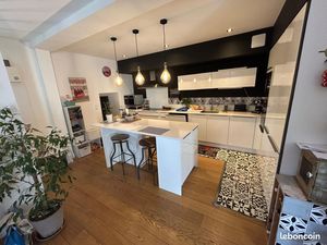 Grand T3 récent avec jardin centre-ville La Teste