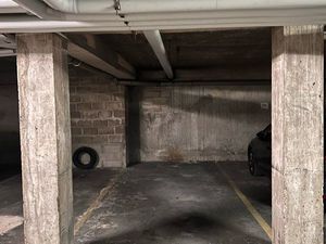 Parking en face de la gare