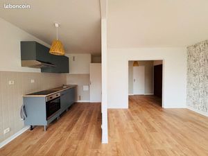 T3 refait à neuf avec parking