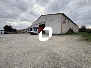 Local d'activité 1 450 m²