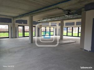 Bureaux 187 m²