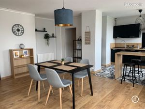 Appartement meublé rénové - cave - place de parking