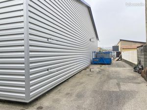 Local d'activité 1 200 m²