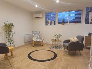 Cabinet pour thérapeute