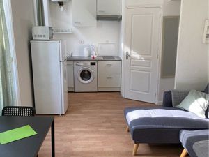 A louer T2 Place du 4 Septembre Clim Wifi