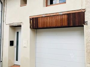 Parking/box 1 pièce 36 m²