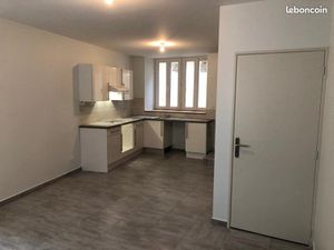 A louer centre ville d’ambert maison f4