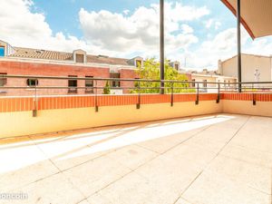 Toulouse Centre-ville Quartier les chalets T4 avec terrasse et 2 parkings