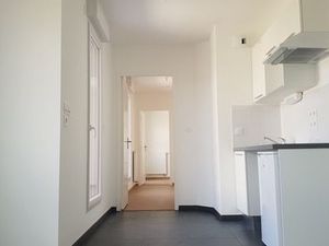 T2 BIS avec grande terrasse et box