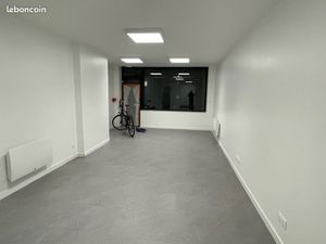 A LOUER LOCAL COMMERCIAL LILLE 60m2