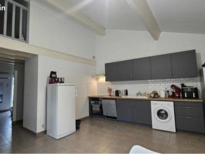 Appartement 1 chambre + cour