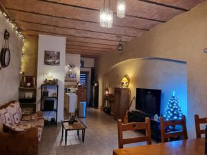 Appartement à saisir à Gilly sur Isère