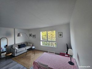 T1 meublé 31 m² – Dernier étage – RER B Robinson – cave