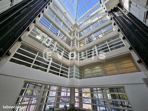 Bureaux 330 m²