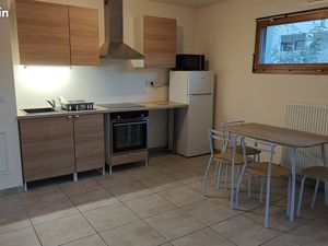 2 Pièces 46 m² Villeurbanne 69100 T2 meublé Éco-Moderne avec Terrasse & Parking – Quartier