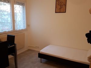 Joli studio meublé à louer