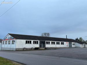 Deux locaux d'activité à louer