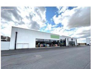 Fond commerce  1500 m²