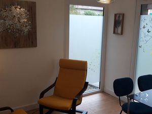 Cabinet thérapeutique