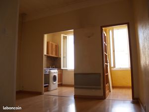 Particulier loue T2 Sébastopol