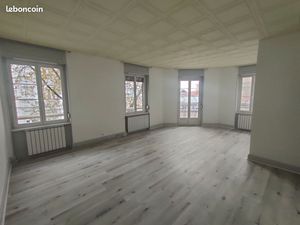 Spacieux T5 rénové 108m² - prox cité de l'automobile