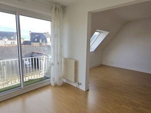 2/3 Pièces · 53 m²  48 m² loi carrez · Auray  Quartier St Gildas