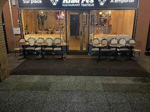 Fond de Commerce Restaurant